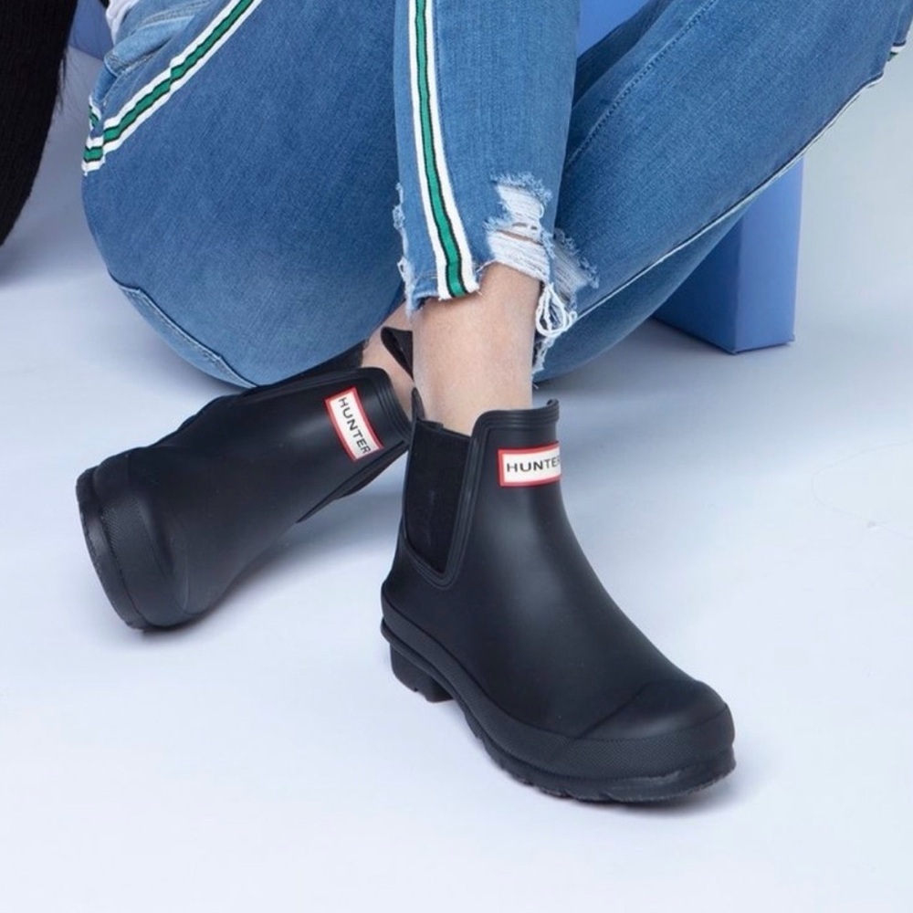 Hunter Black Chelsea Short Rain Boots